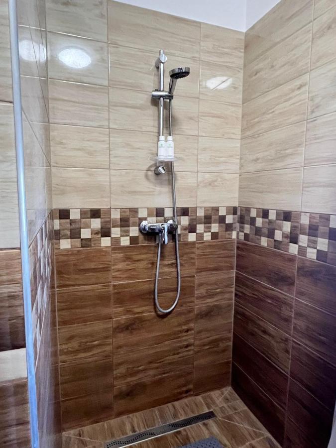 Edmond Apartment Хевіз Екстер'єр фото