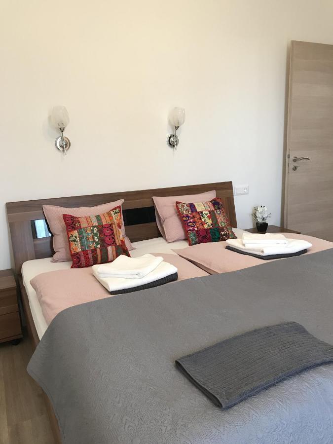 Edmond Apartment Хевіз Екстер'єр фото